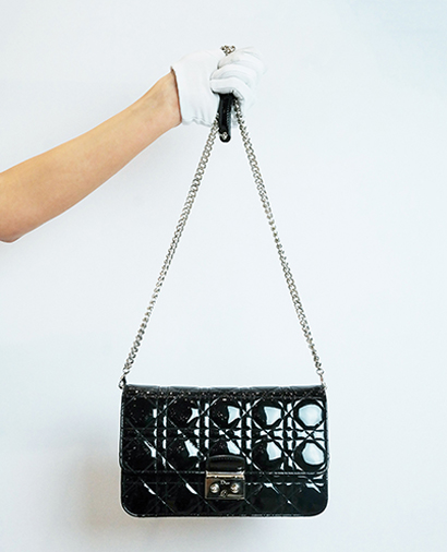 Miss Dior Promenade Pouch, front view